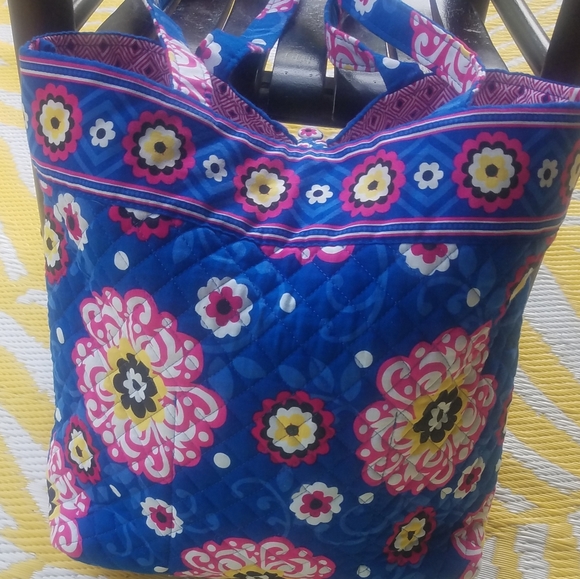 Stephanie Dawn Floral Medallions Tote Purse HoBo bag Blue Pink Yellow Quilted - Picture 2 of 6